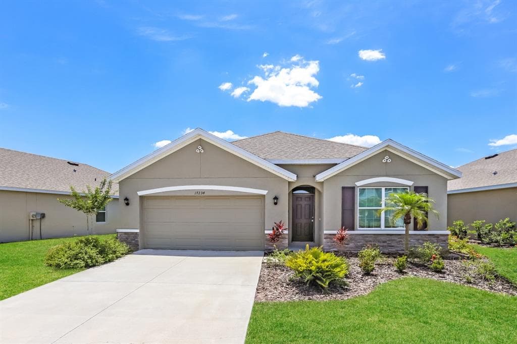 17305 RESERVA DRIVE BRADENTON, FL 34211