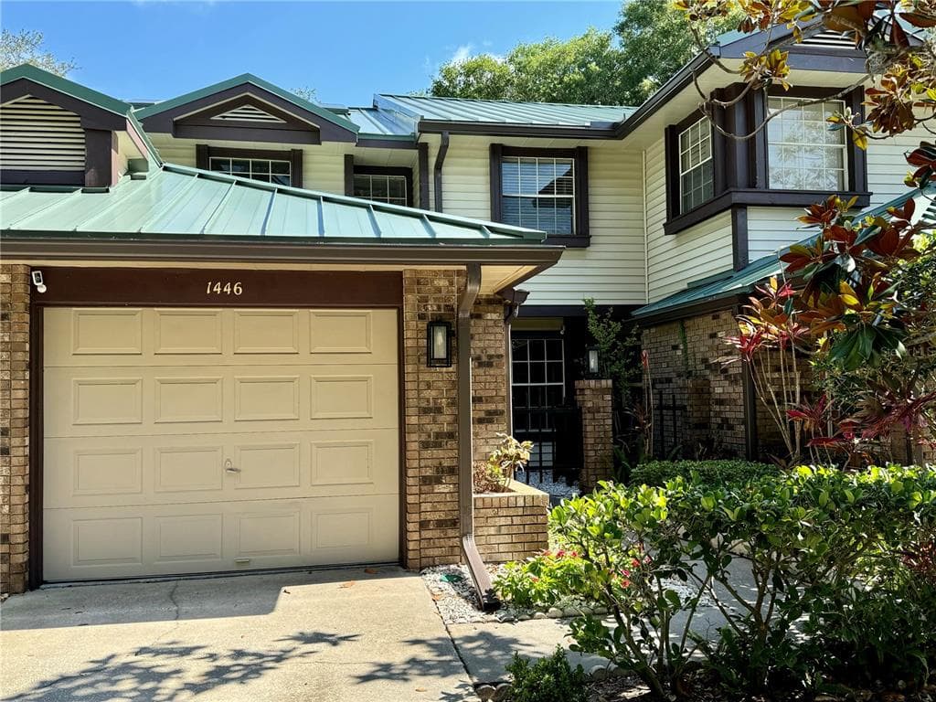 1446 MAHOGANY LANE UNIT 903 PALM HARBOR, FL 34683