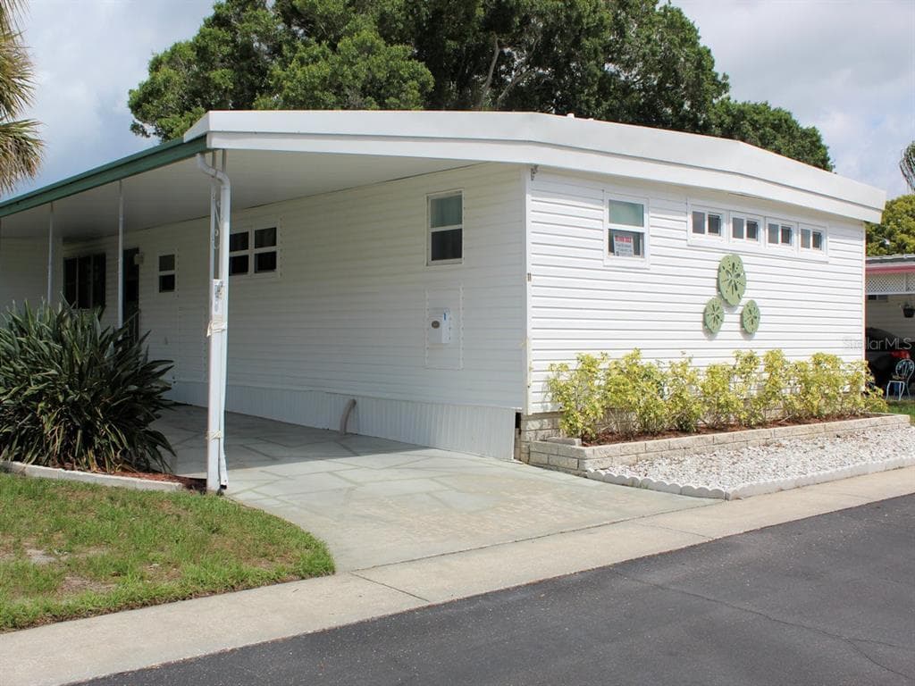 11 SABAL PALM DRIVE LARGO, FL 33770