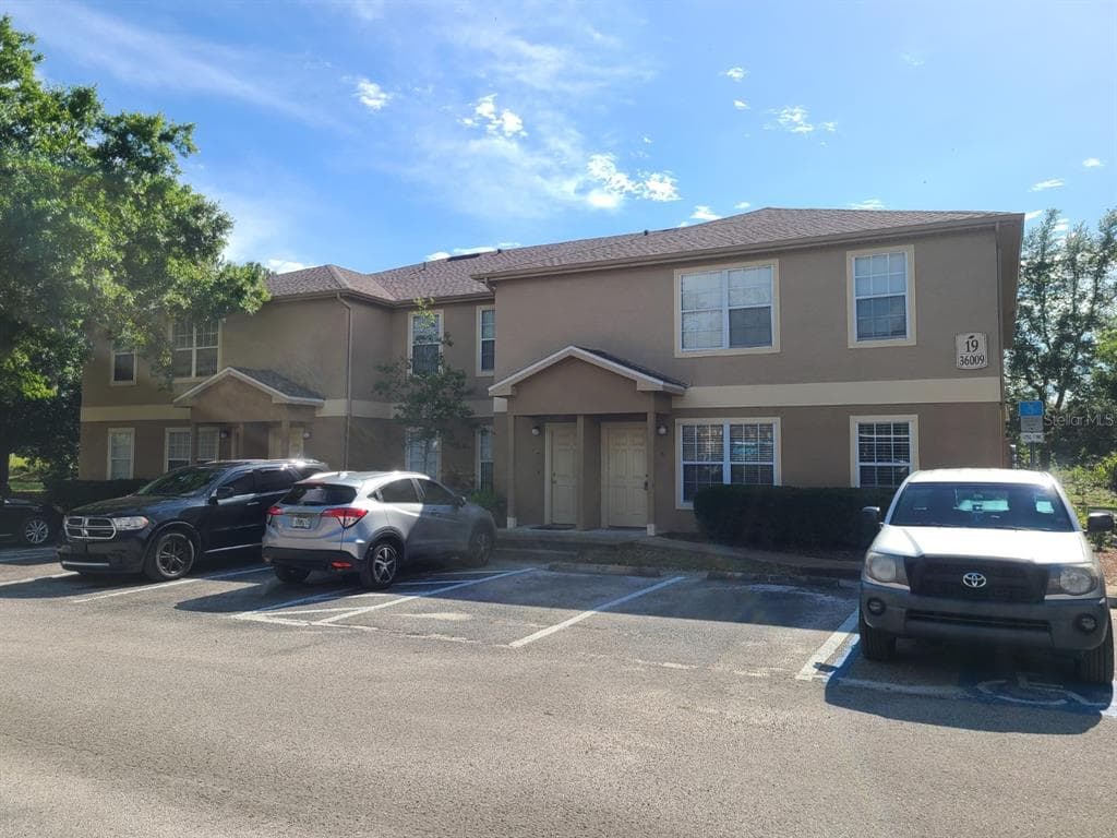 36009 DEER CREEK DRIVE UNIT 203 ZEPHYRHILLS, FL 33541