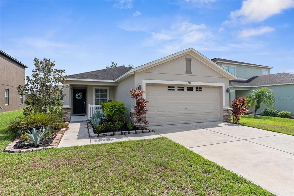 4241 WARWICK HILLS DRIVE WESLEY CHAPEL, FL 33543