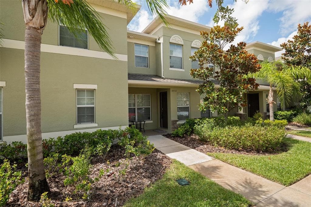9733 TRUMPET VINE LOOP TRINITY, FL 34655
