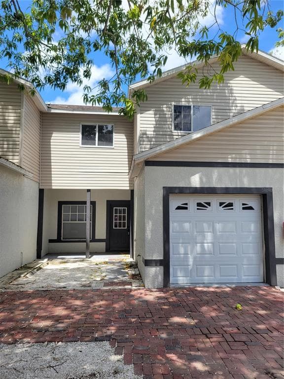 3161 53RD AVENUE N UNIT B ST PETERSBURG, FL 33714