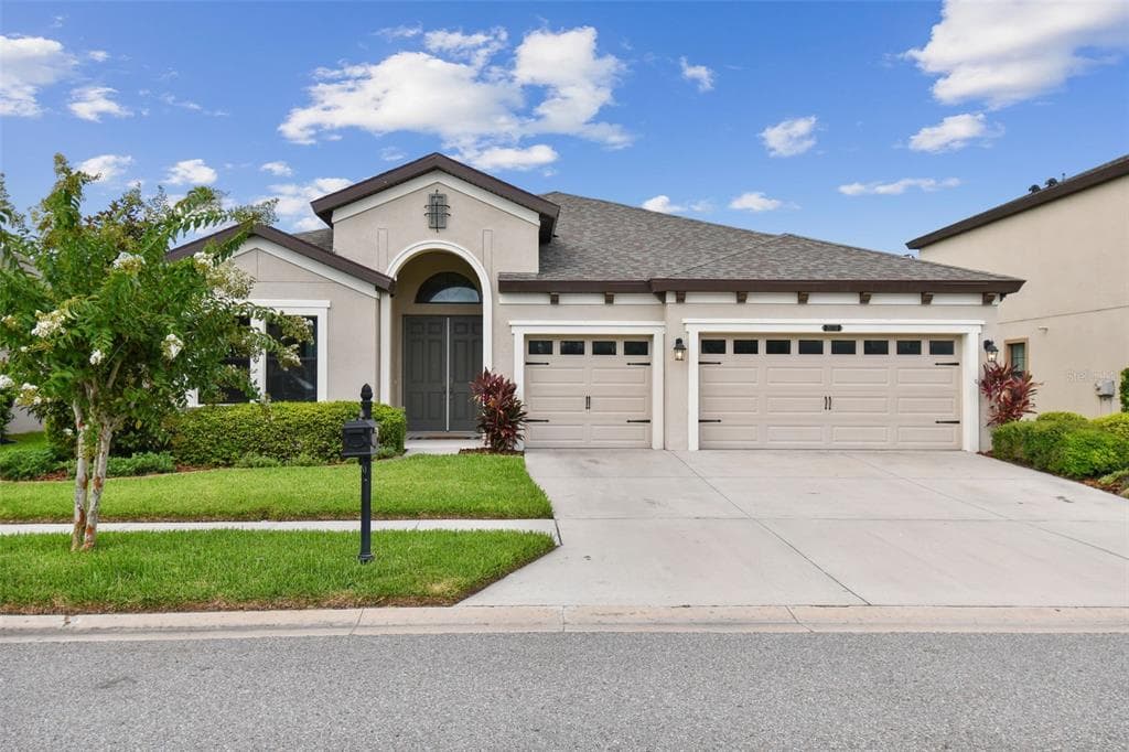 21775 BRISKE MORNING AVENUE LAND O LAKES, FL 34637