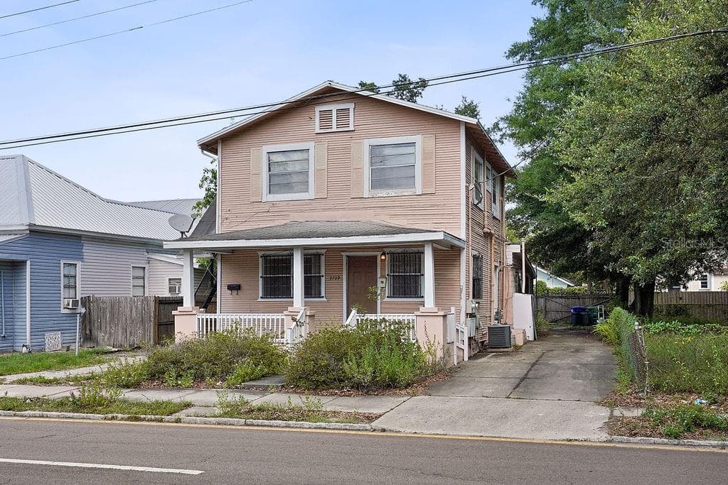 3709 N TAMPA STREET TAMPA, FL 33603