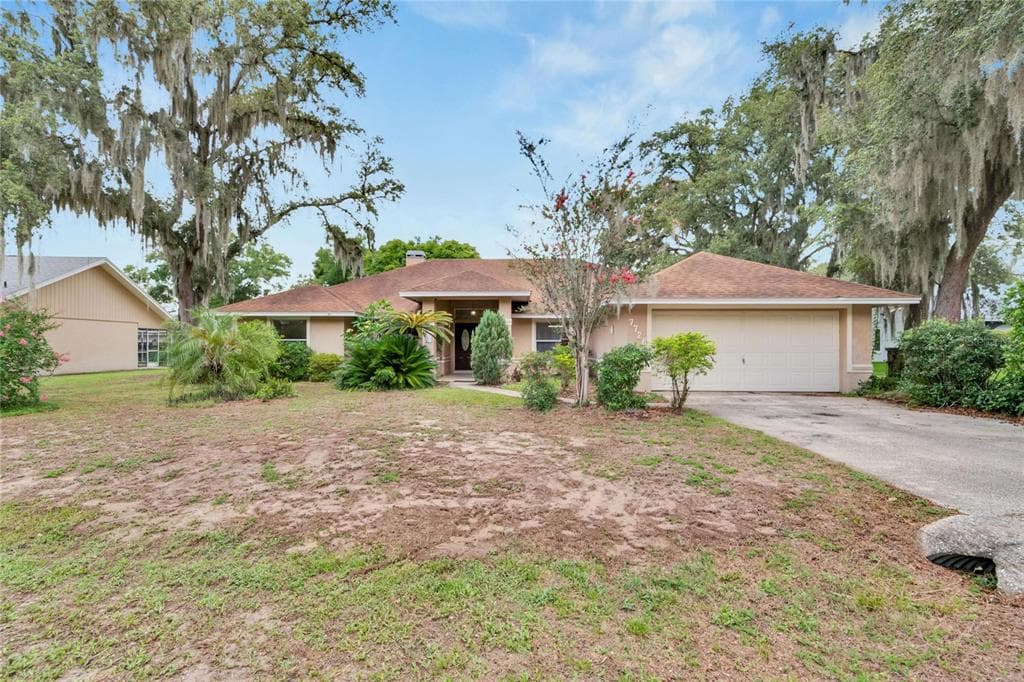 7728 NATURE TRAIL LAKELAND, FL 33809