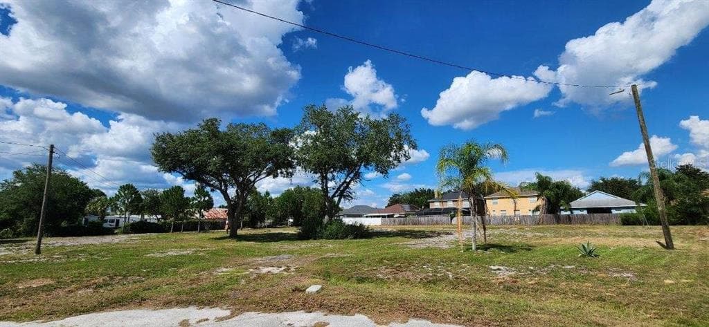 12401 LAGO WAY RIVERVIEW, FL 33579