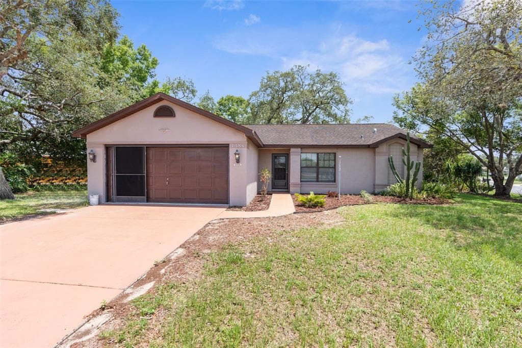 7384 FLYWAY DRIVE SPRING HILL, FL 34607