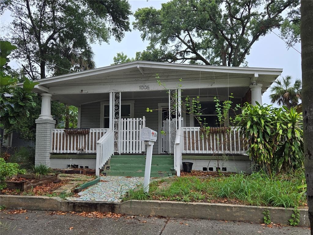1006 E 22ND AVENUE TAMPA, FL 33605