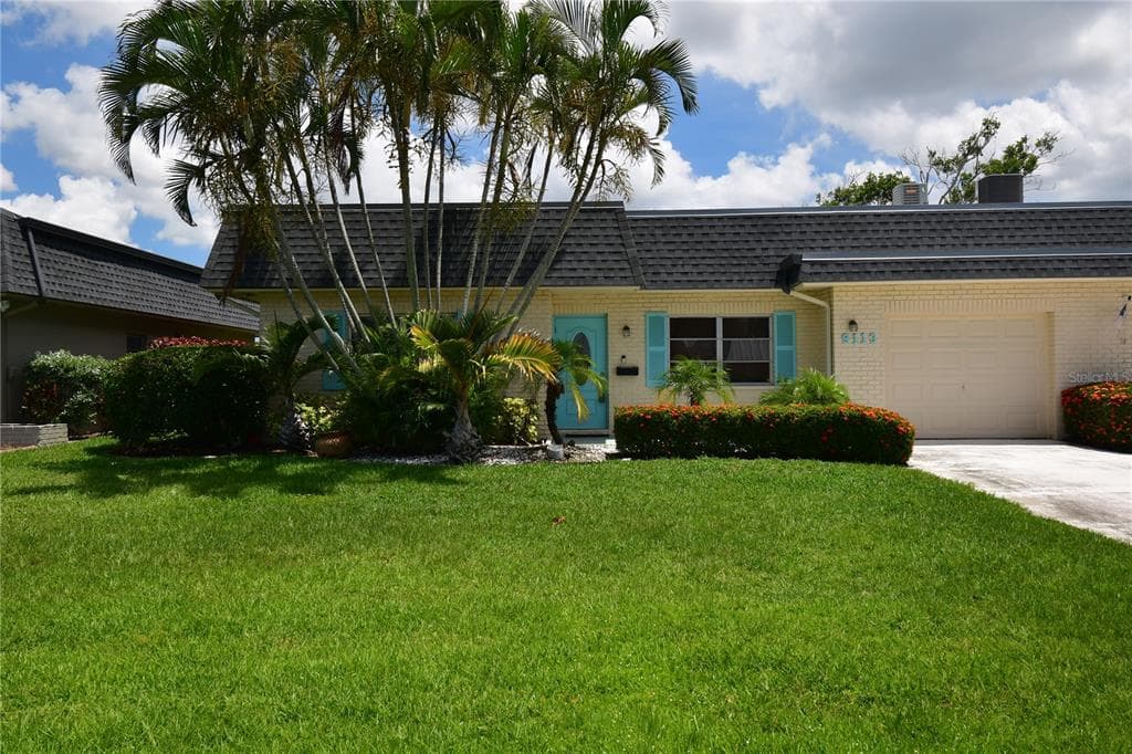 9113 PINEHURST DRIVE UNIT 9113 SEMINOLE, FL 33777