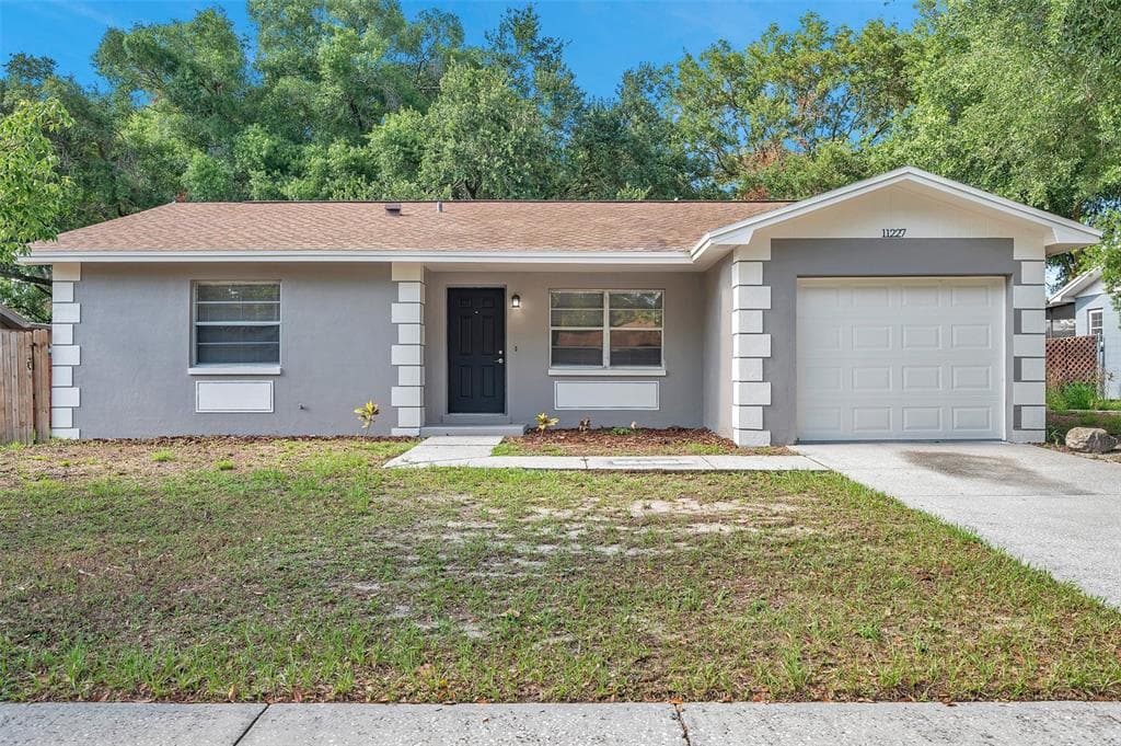 11227 TAFT LANE SEFFNER, FL 33584