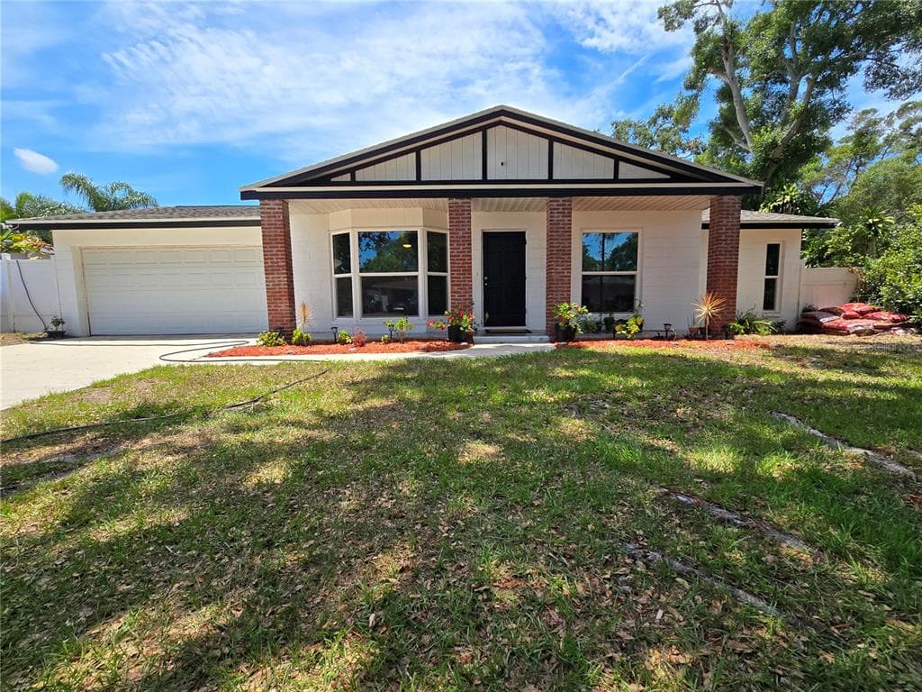 1886 STANTON AVENUE LARGO, FL 33770