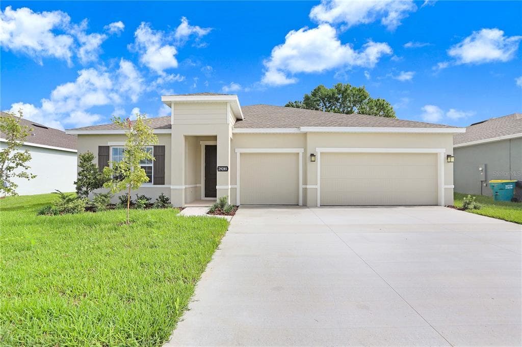 29285 SEDGEWAY BOULEVARD WESLEY CHAPEL, FL 33544