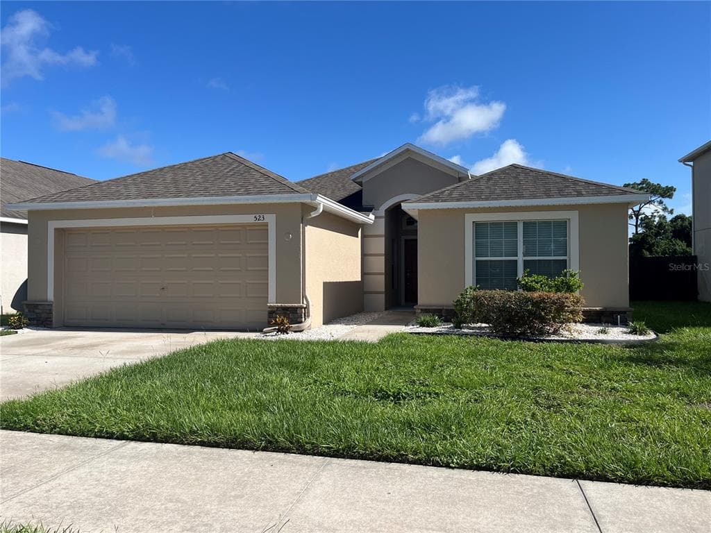 523 LAGUNA MILL DRIVE RUSKIN, FL 33570