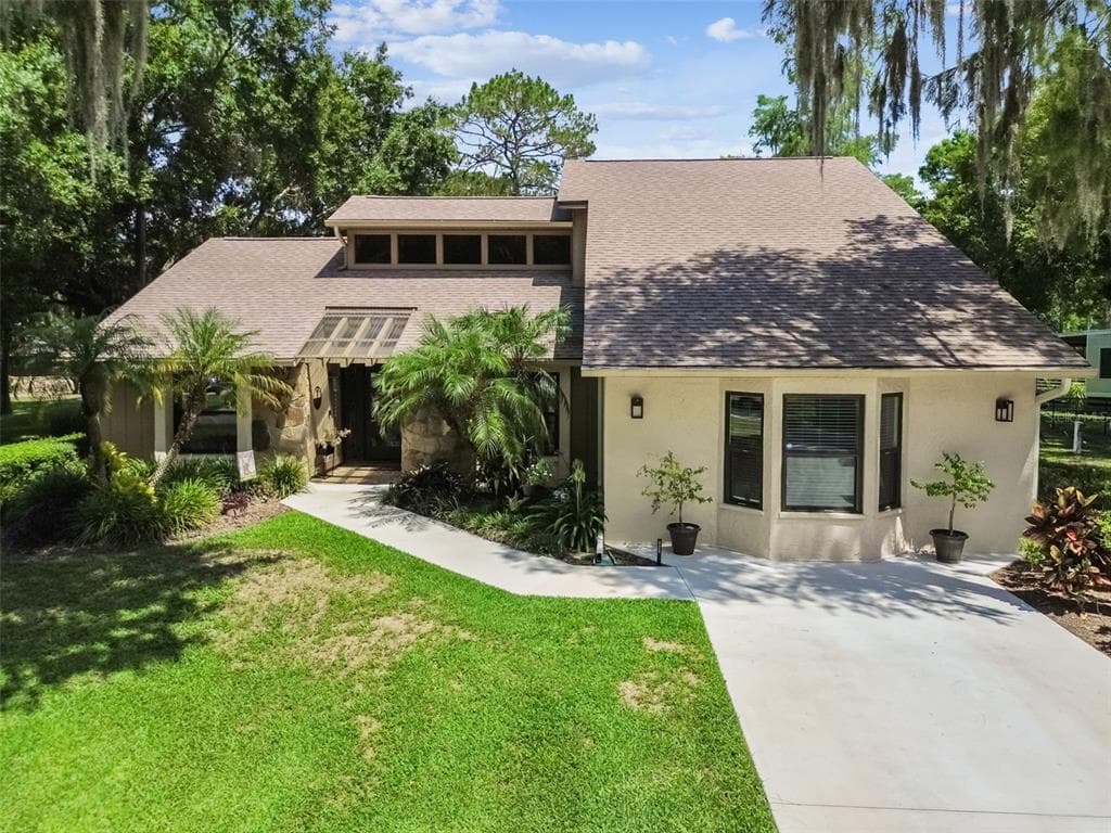 17011 DENNIS ROAD LUTZ, FL 33558
