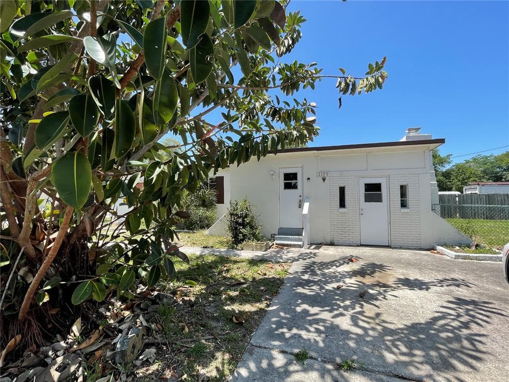 2100 47TH STREET N ST PETERSBURG, FL 33713