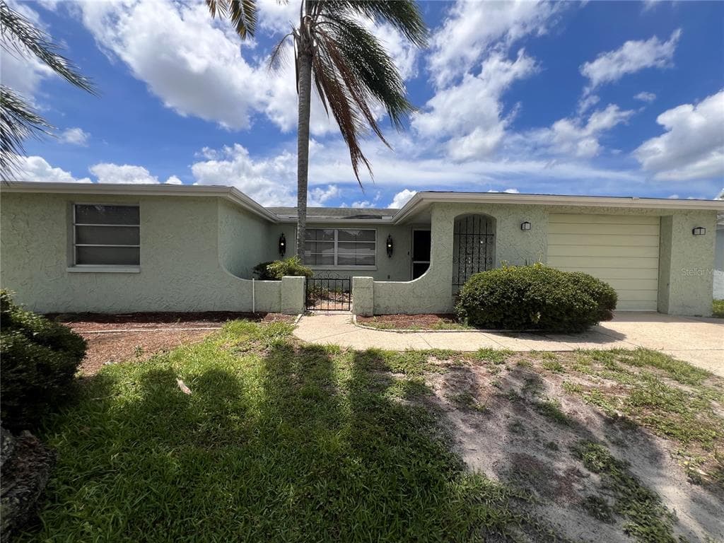 7220 POTOMAC DRIVE PORT RICHEY, FL 34668