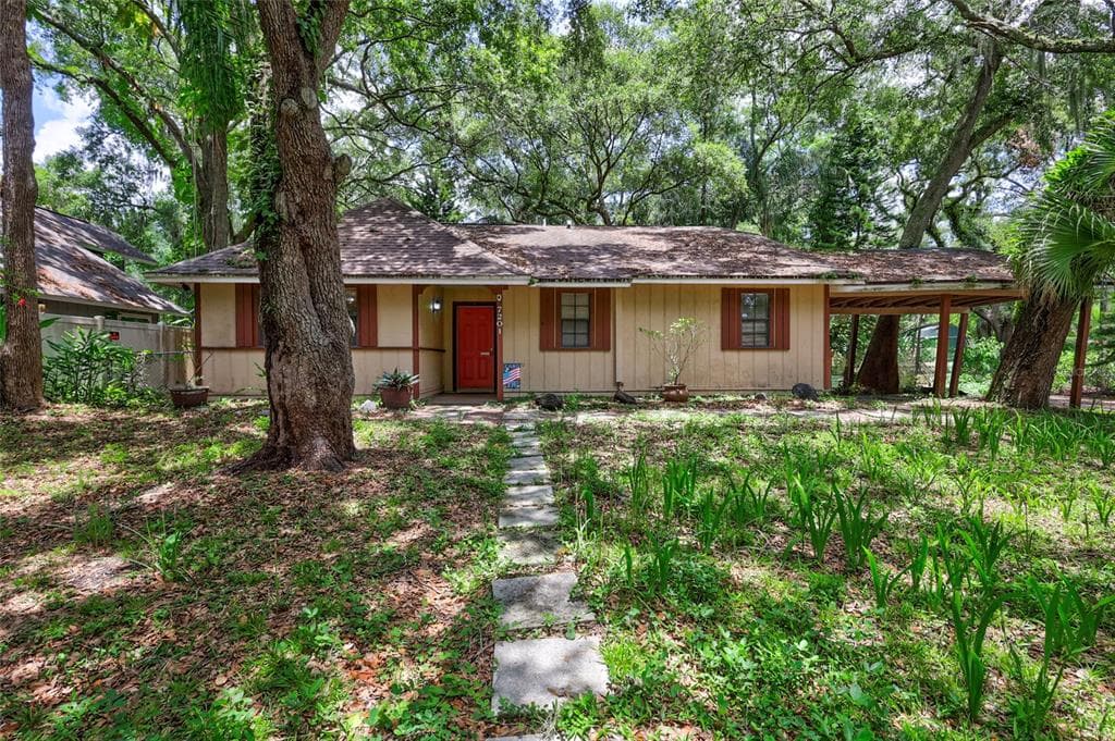 7201 PARK DRIVE TAMPA, FL 33610