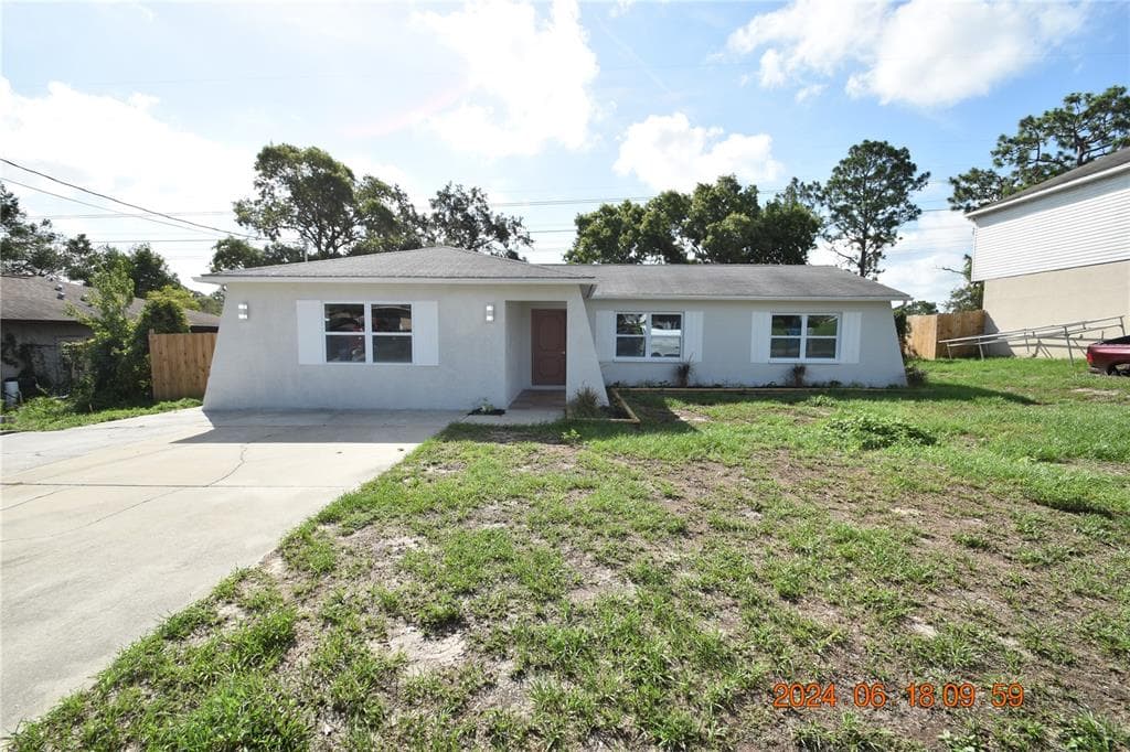 11065 LINDEN DRIVE SPRING HILL, FL 34609