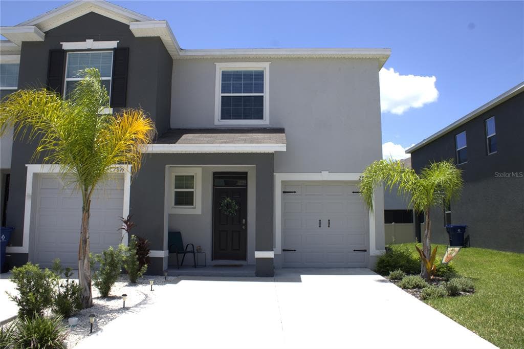 2897 FLOWERING MOSS RUN WESLEY CHAPEL, FL 33543