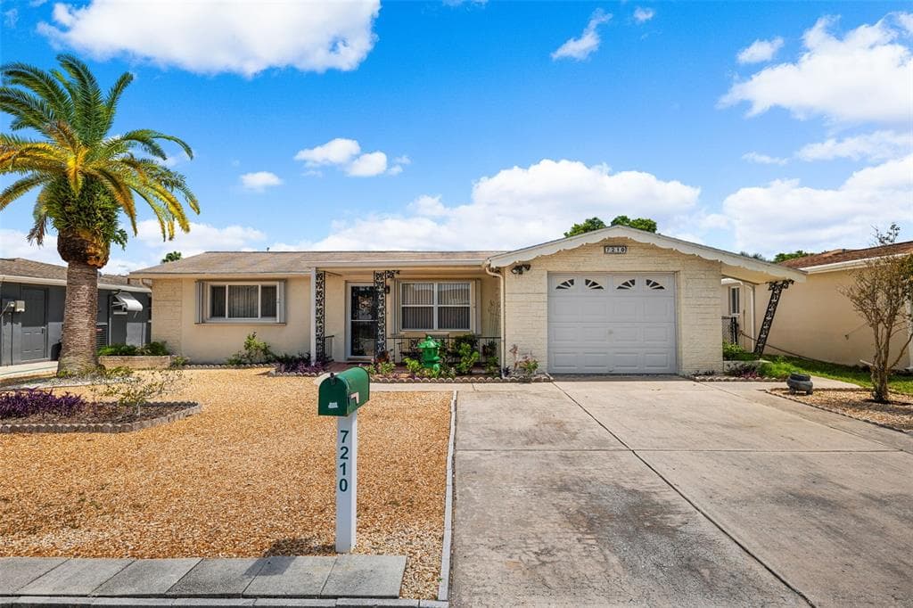 7210 CASTANEA DRIVE PORT RICHEY, FL 34668