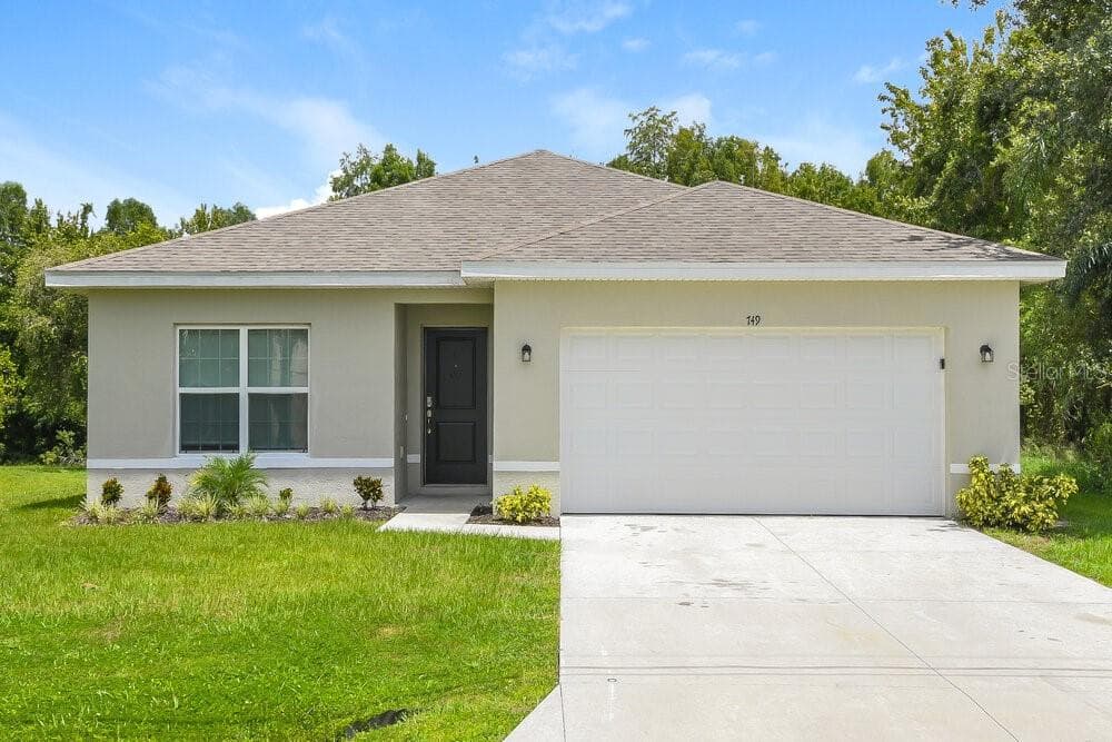 749 PALAISEAU COURT KISSIMMEE, FL 34759