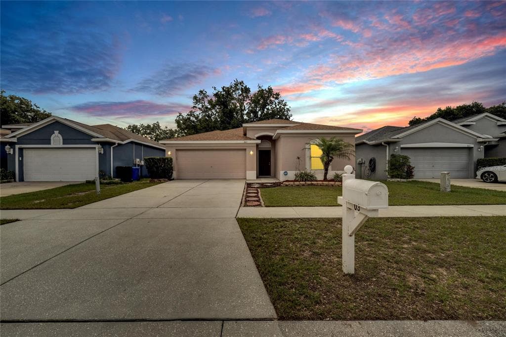 803 PARSONS POINTE STREET SEFFNER, FL 33584