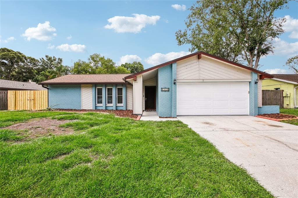 1911 BRILL DRIVE LUTZ, FL 33549