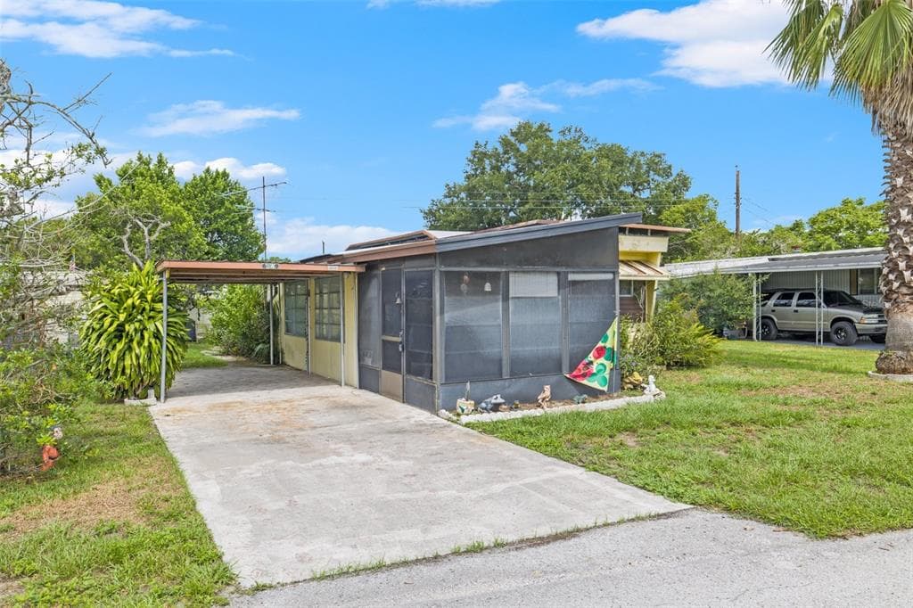 6349 NEW YORK STREET ZEPHYRHILLS, FL 33542