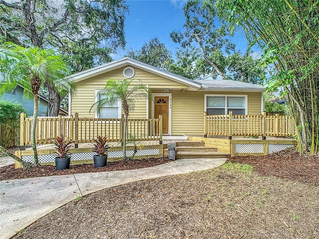 3109 JOHNS PKWY CLEARWATER, FL 33759