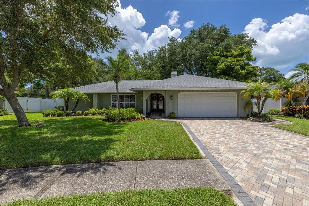 10008 LINDEN PLACE DRIVE