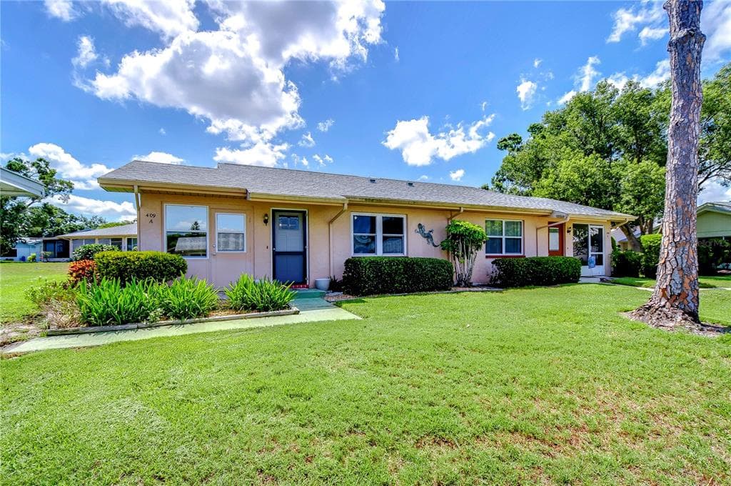 409 FLANBOROUGH TRAIL UNIT A SUN CITY CENTER, FL 33573