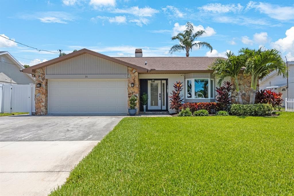 26 OAK AVENUE PALM HARBOR, FL 34684