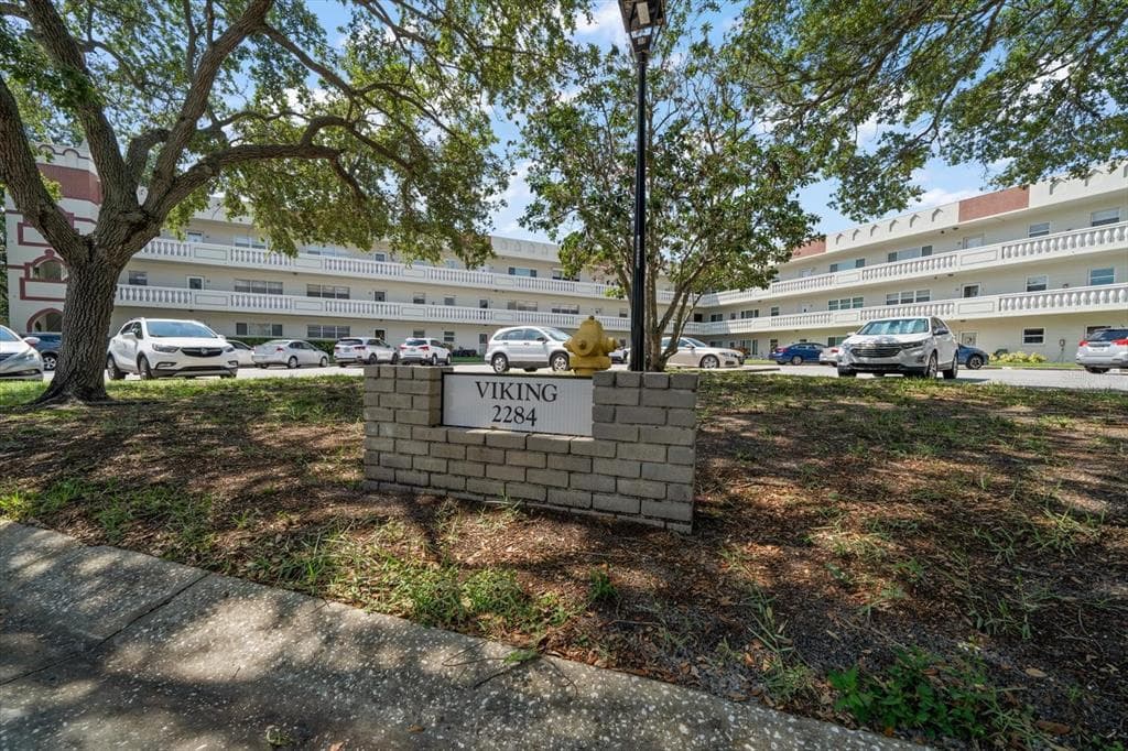 2284 SPANISH DRIVE UNIT 2 CLEARWATER, FL 33763