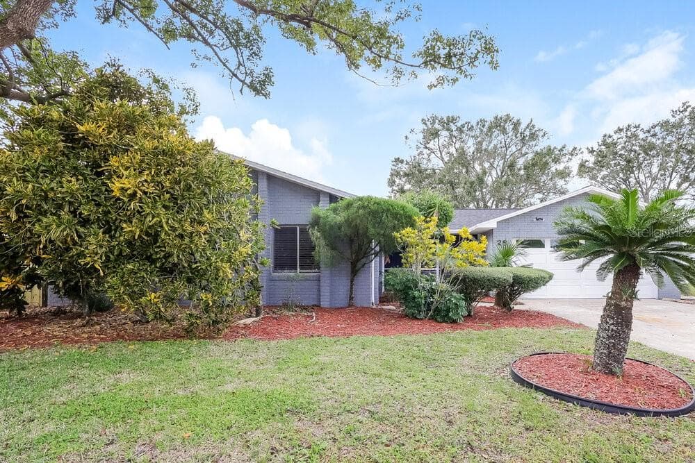 28 CINNAMON DRIVE ORLANDO, FL 32825
