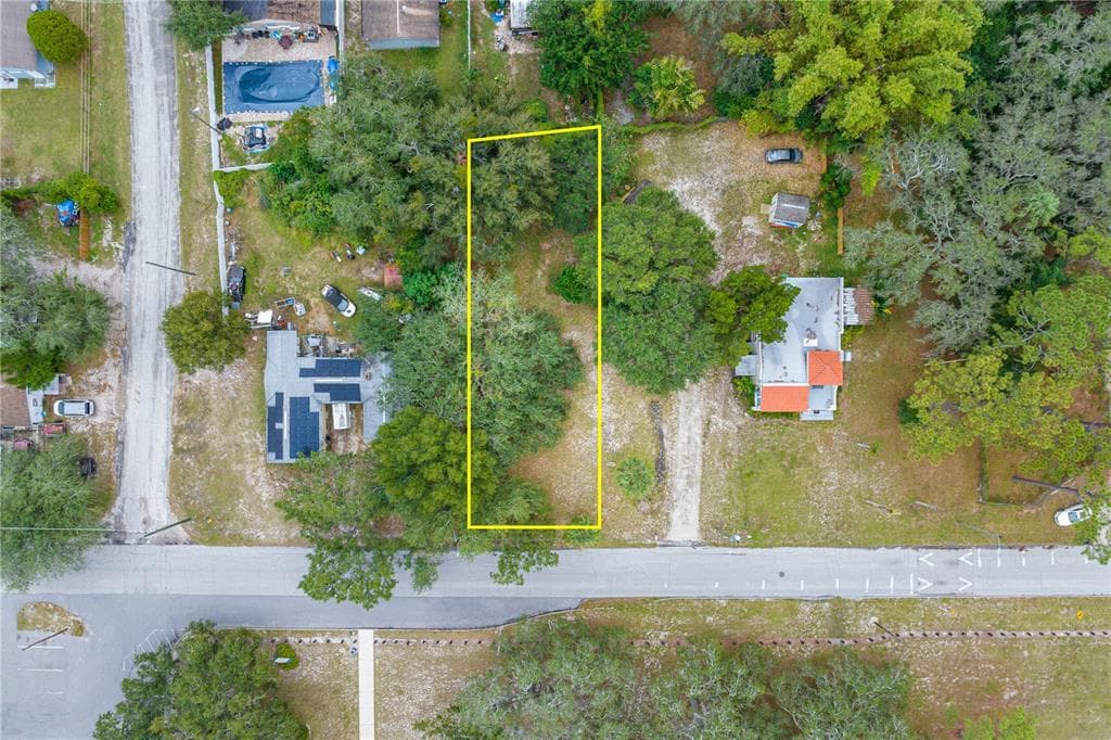 8121 N 37TH STREET TAMPA, FL 33604