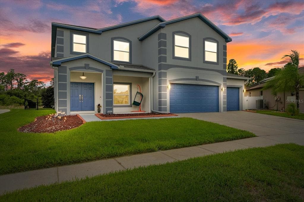 5947 CAPE LOOP LAND O LAKES, FL 34639