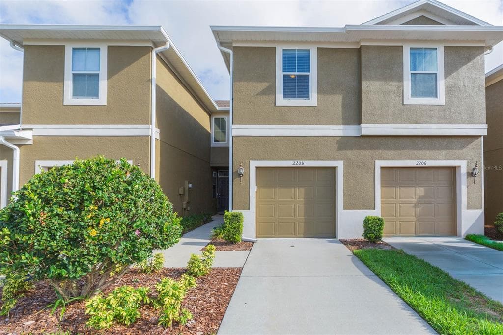 2208 LENNOX DALE LANE BRANDON, FL 33510