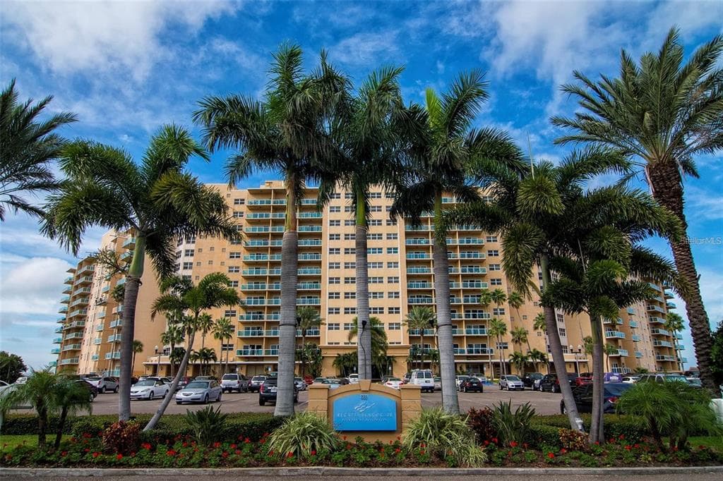 880 MANDALAY AVENUE UNIT S807 CLEARWATER BEACH, FL 33767
