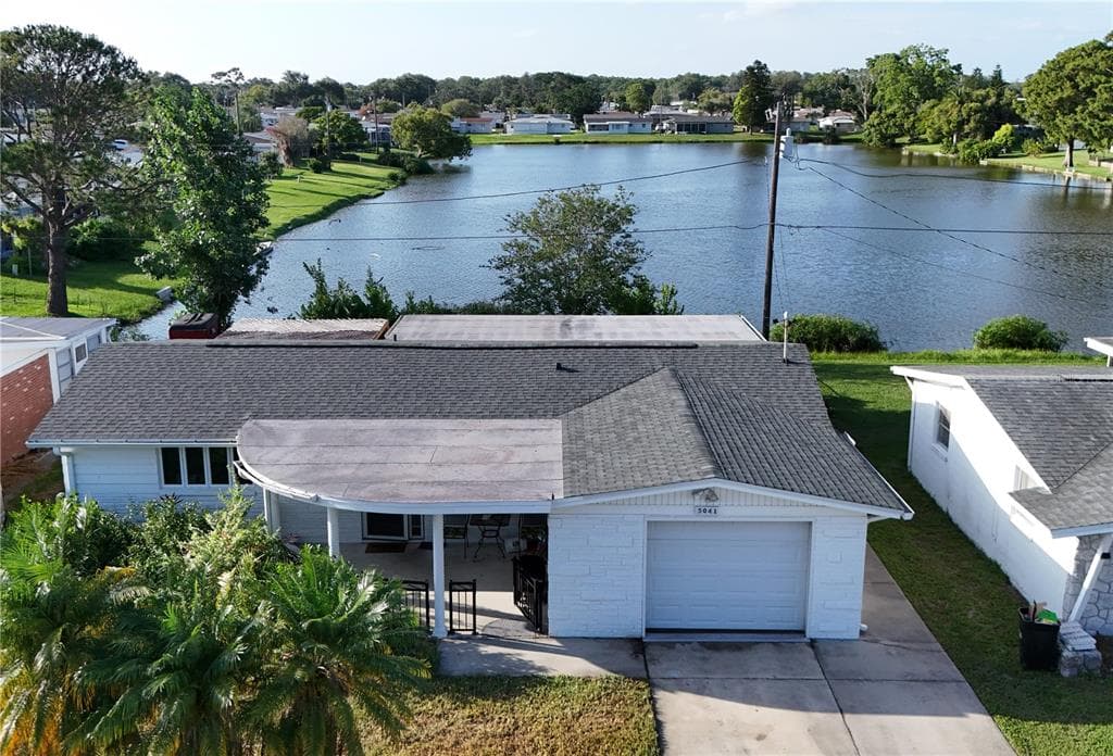 5041 MITZI LN HOLIDAY, FL 34690