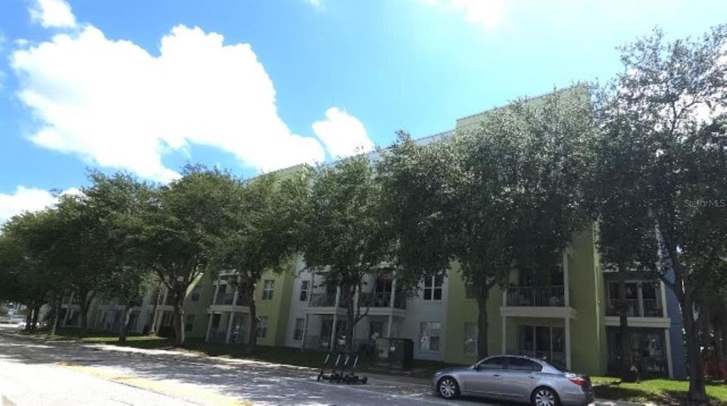 1501 DOYLE CARLTON DRIVE UNIT 302 TAMPA, FL 33602