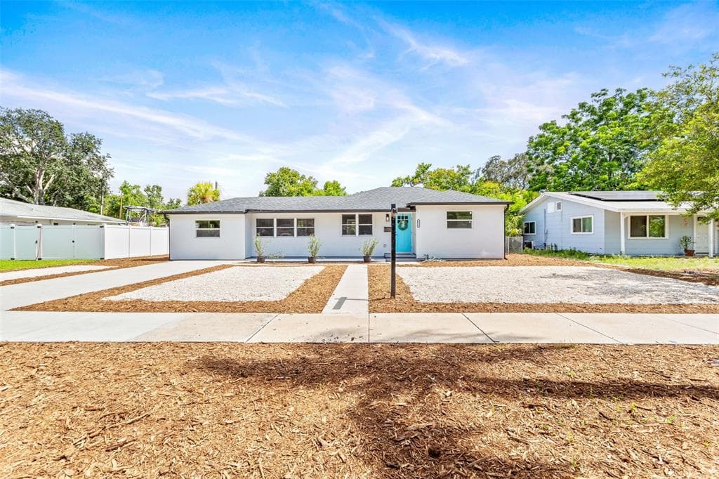 6224 2ND AVENUE S ST PETERSBURG, FL 33707
