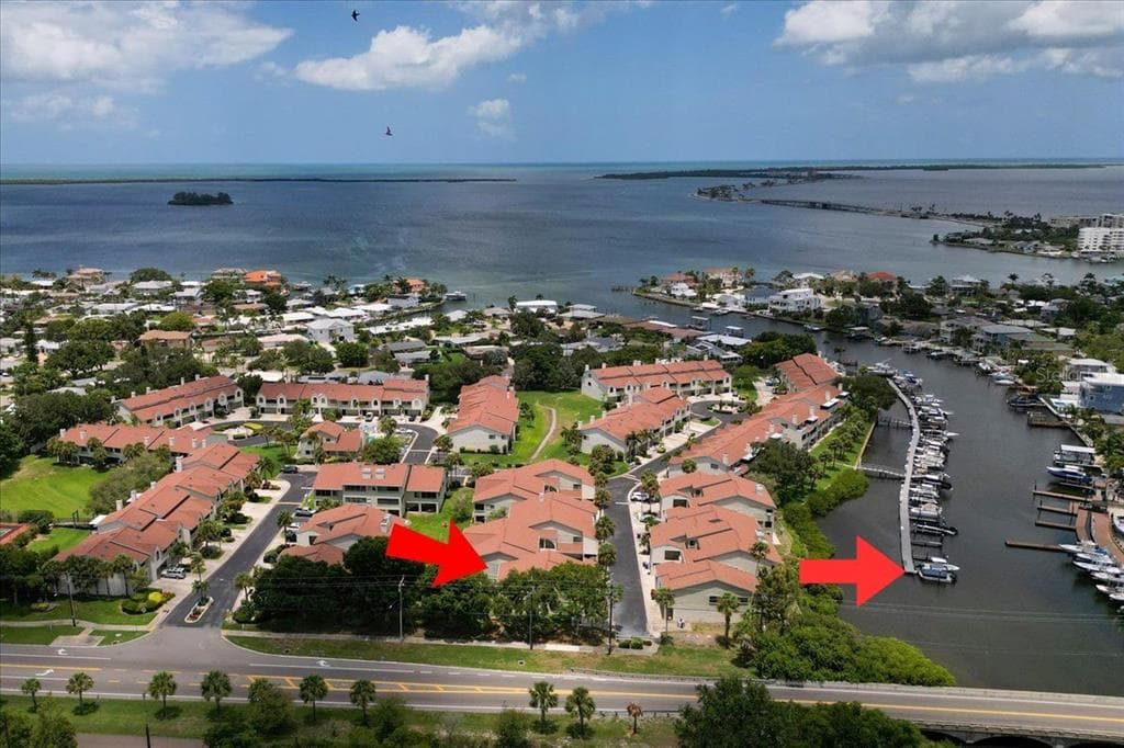 645 DRAKE LANE N DUNEDIN, FL 34698