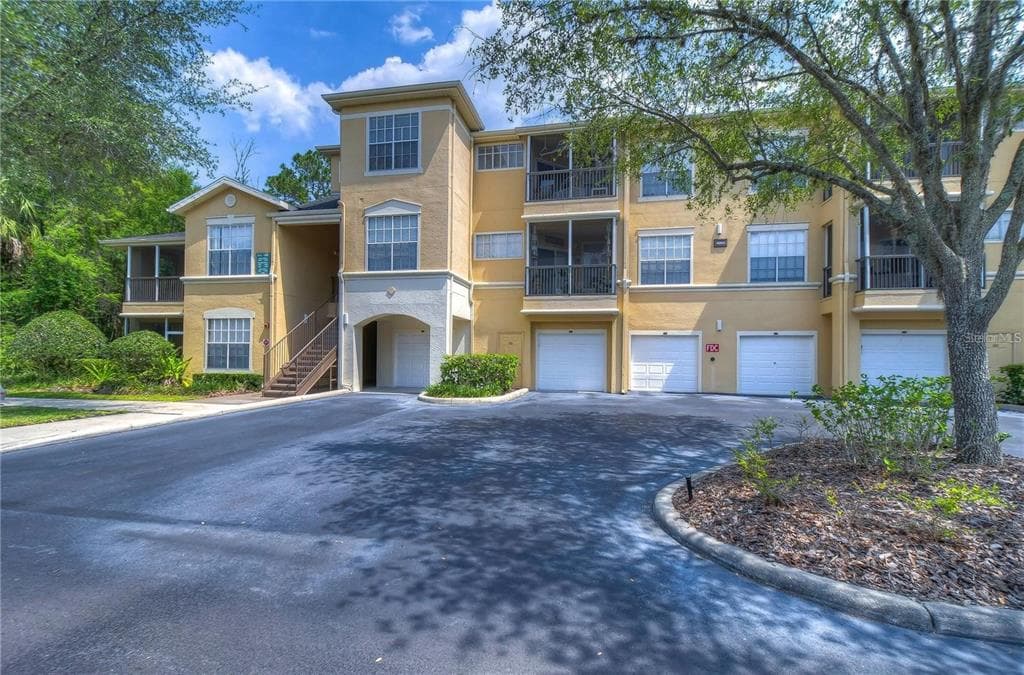 5125 PALM SPRINGS BOULEVARD UNIT 1201 TAMPA, FL 33647