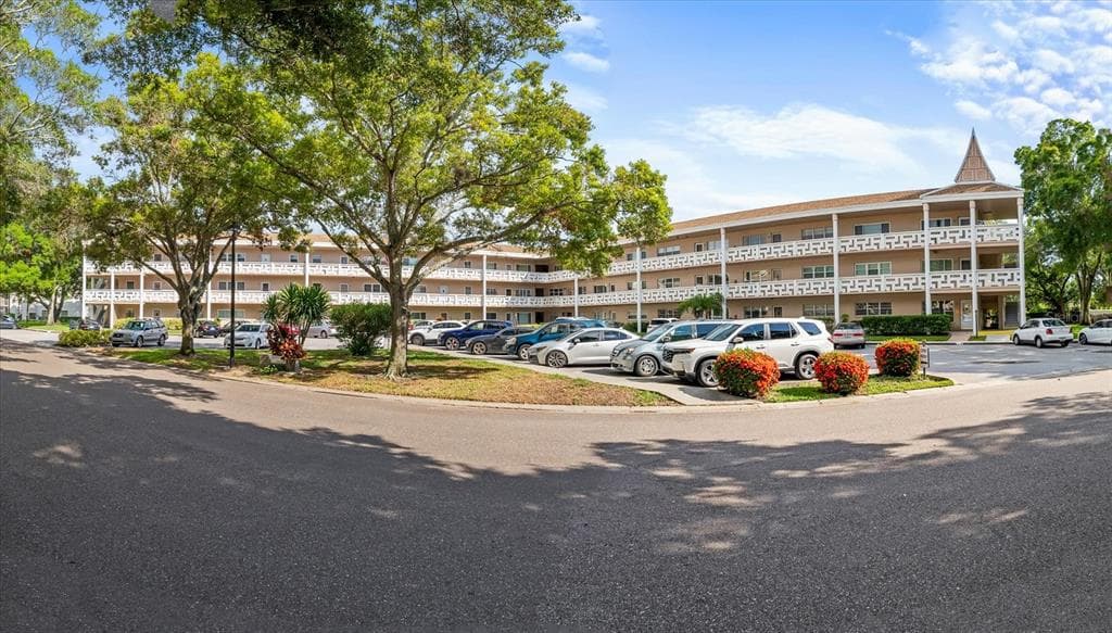 2435 SUMATRAN WAY UNIT 35 CLEARWATER, FL 33763