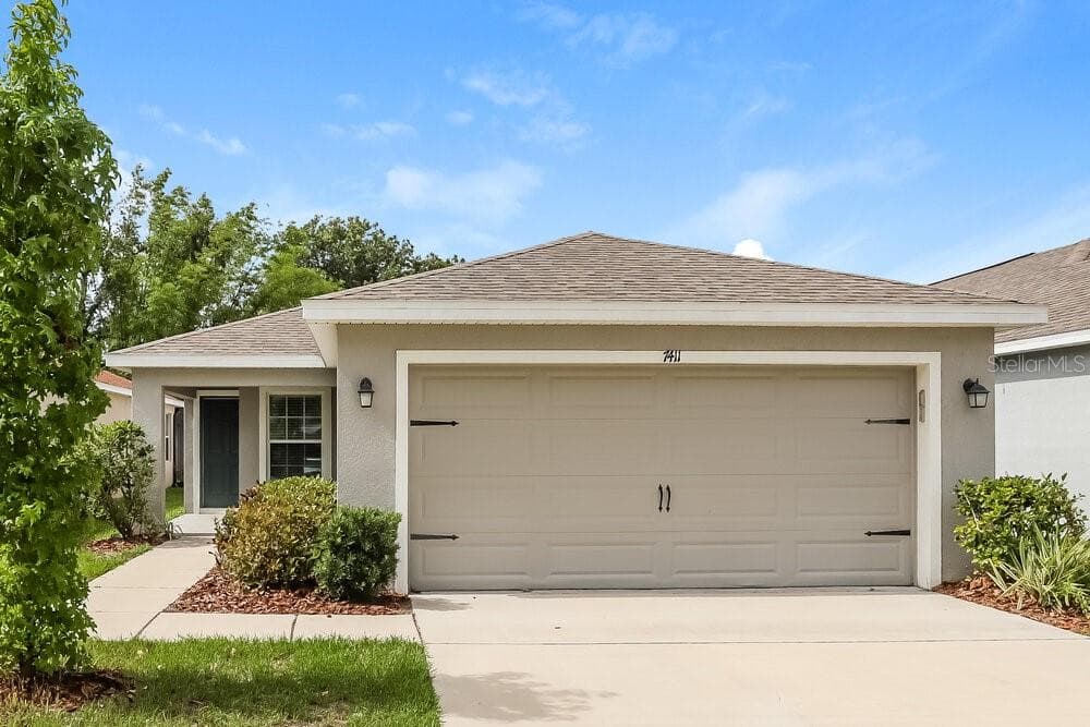 7411 INDIGO OASIS COURT GIBSONTON, FL 33534
