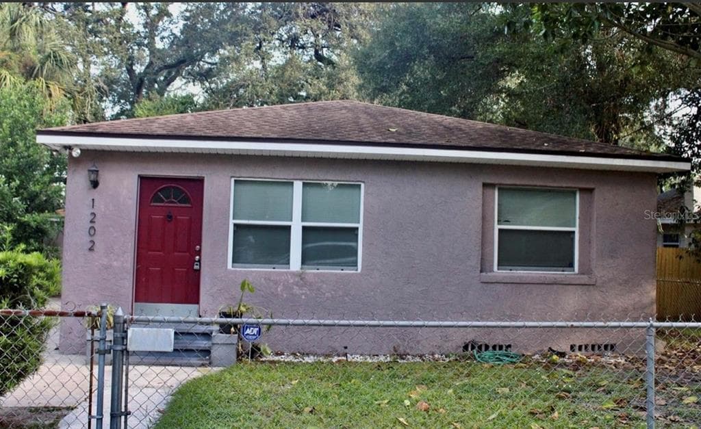 1202 E CAYUGA STREET TAMPA, FL 33603