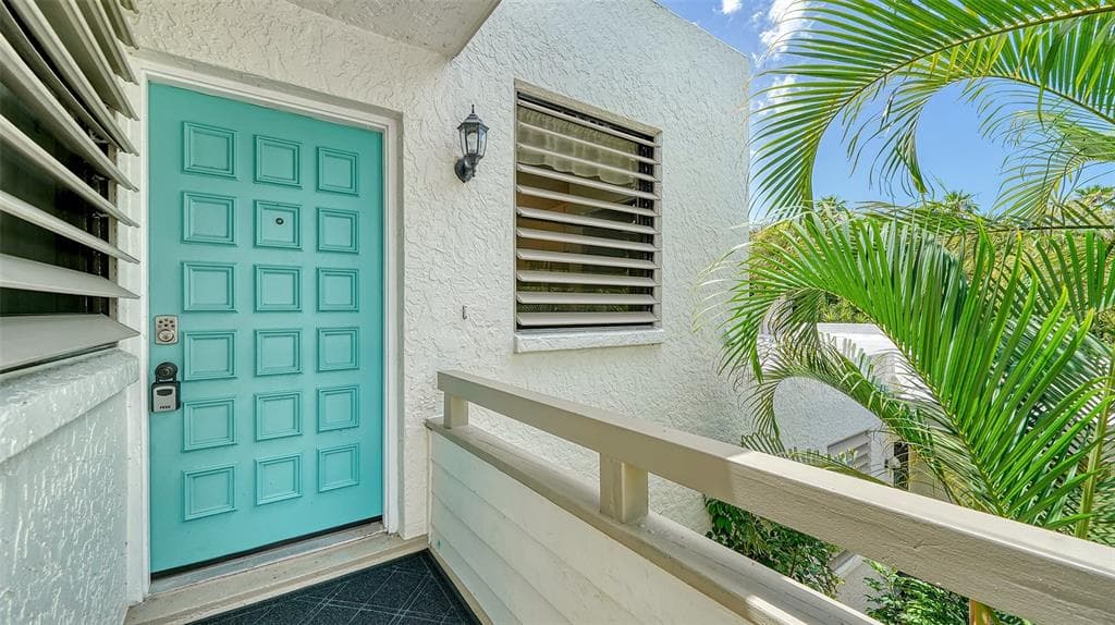 322 TIMBERLAKE DRIVE BRADENTON, FL 34210