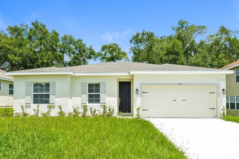 405 BAY OAK LANE LADY LAKE, FL 32159
