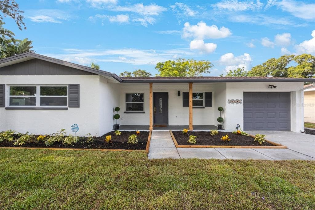 6324 41ST AVENUE N ST PETERSBURG, FL 33709